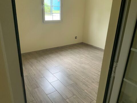  Maison � louer 7 pi�ces 110 m� Basse-pointe