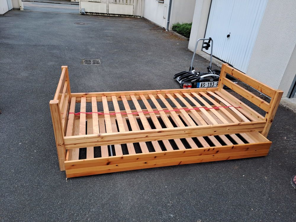 Un lit simple Flexa et son lit gigogne 90x200 Meubles