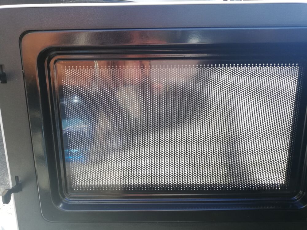 Four micro-ondes combin&eacute; Brandt 40*50 &eacute;tat comme neuf Electroménager