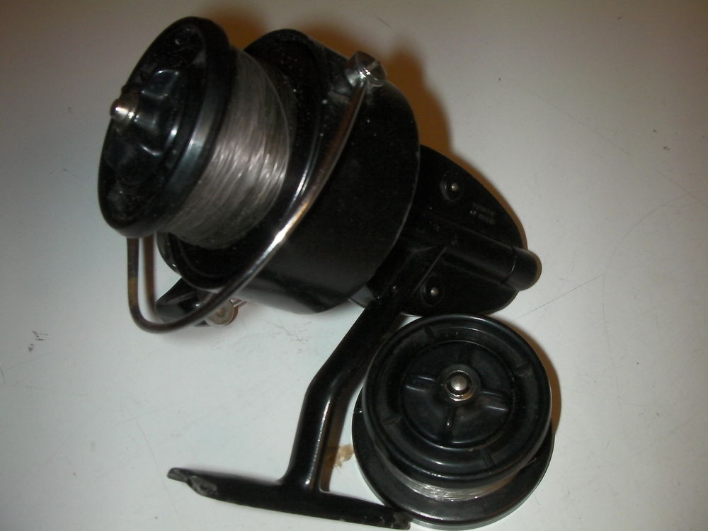 Moulinet lancer MITCHELL 300 + bobine Sports