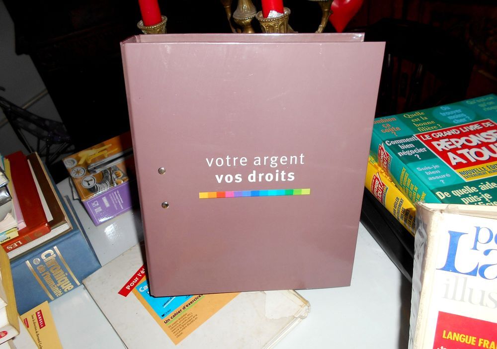 Votre argent vos droits (classeur) Livres et BD