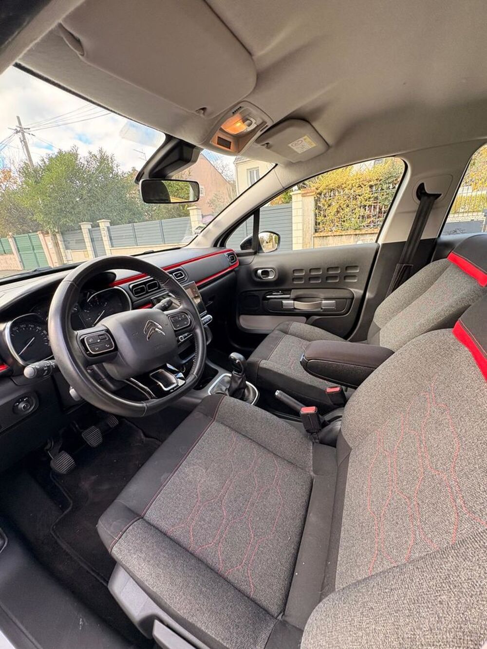 C3 PureTech 82 S&S BVM5 Feel 2019 occasion 78420 Carri&egrave;res-sur-Seine