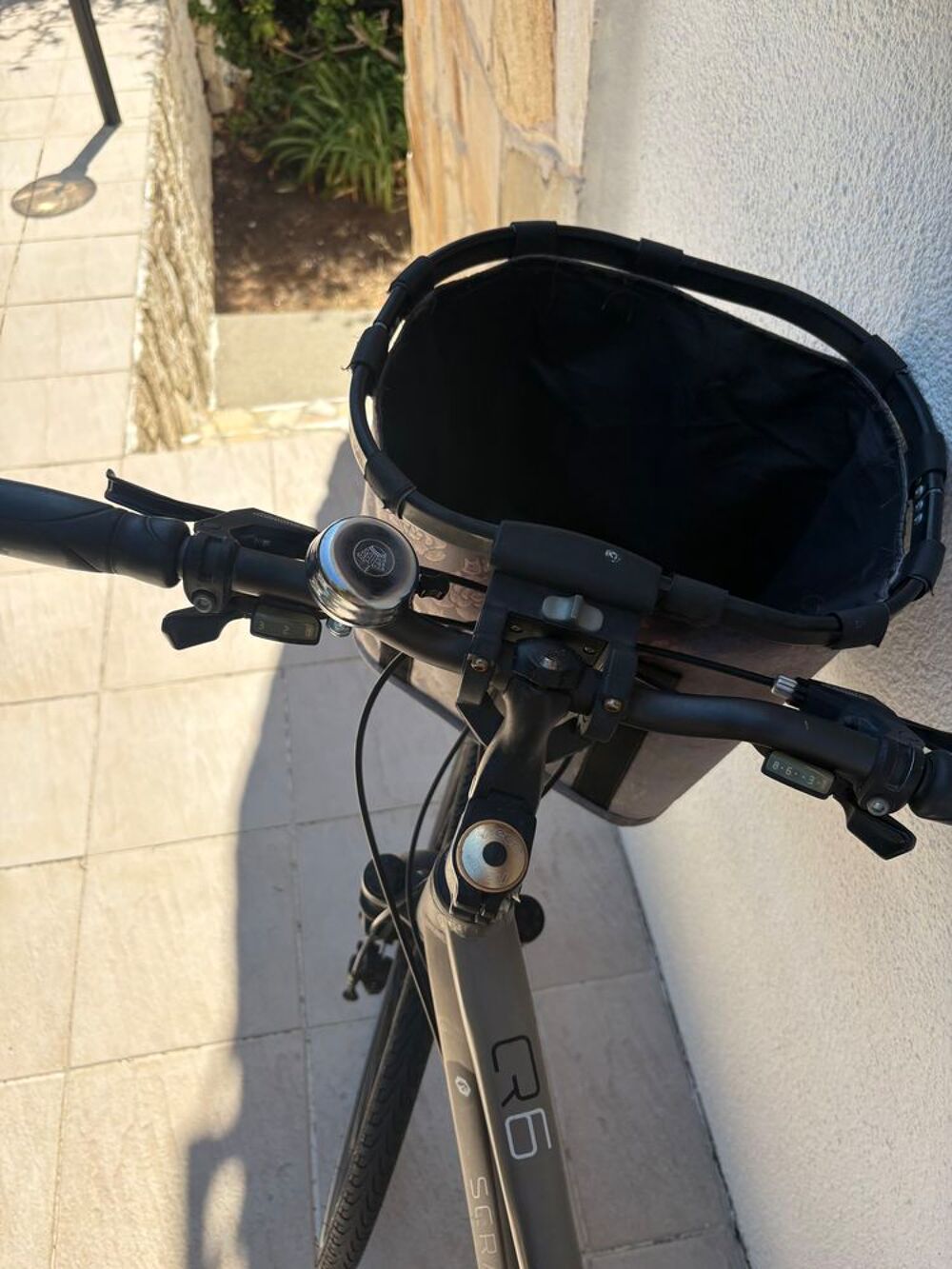 v&eacute;lo VTC femme Sports
