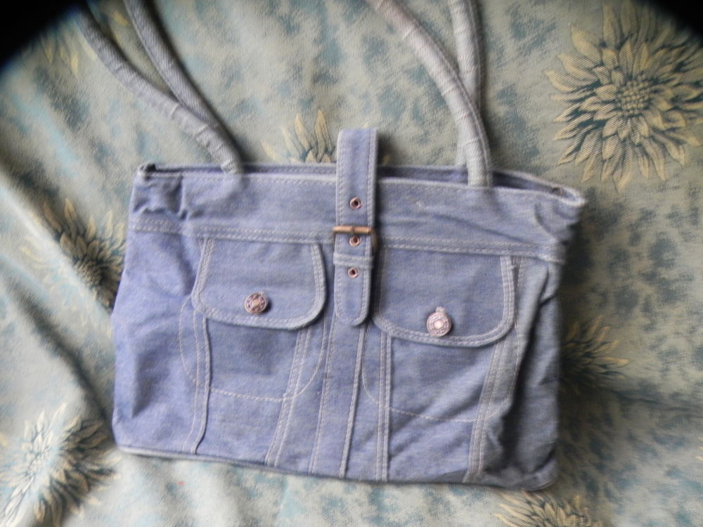 sac &agrave; main en jean, avec hanses. Maroquinerie