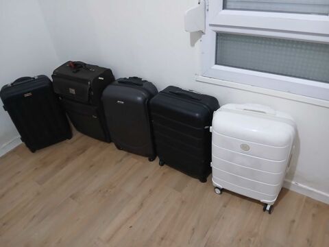 lots 5 valises 100 Saint-Priest (69)