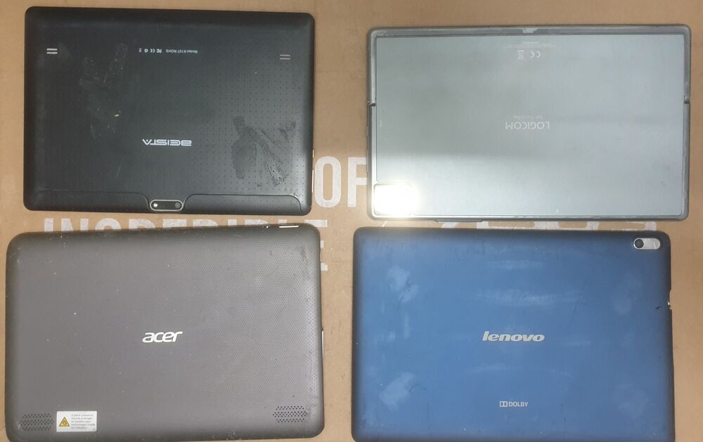 Lot tablettes pour pi&egrave;ces 2 Téléphones et tablettes