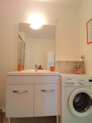  Appartement à louer 2 pièces 41 m²