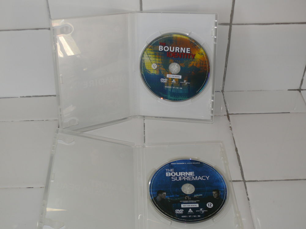 DVD : Saga "La m&eacute;moire dans la peau" DVD et blu-ray