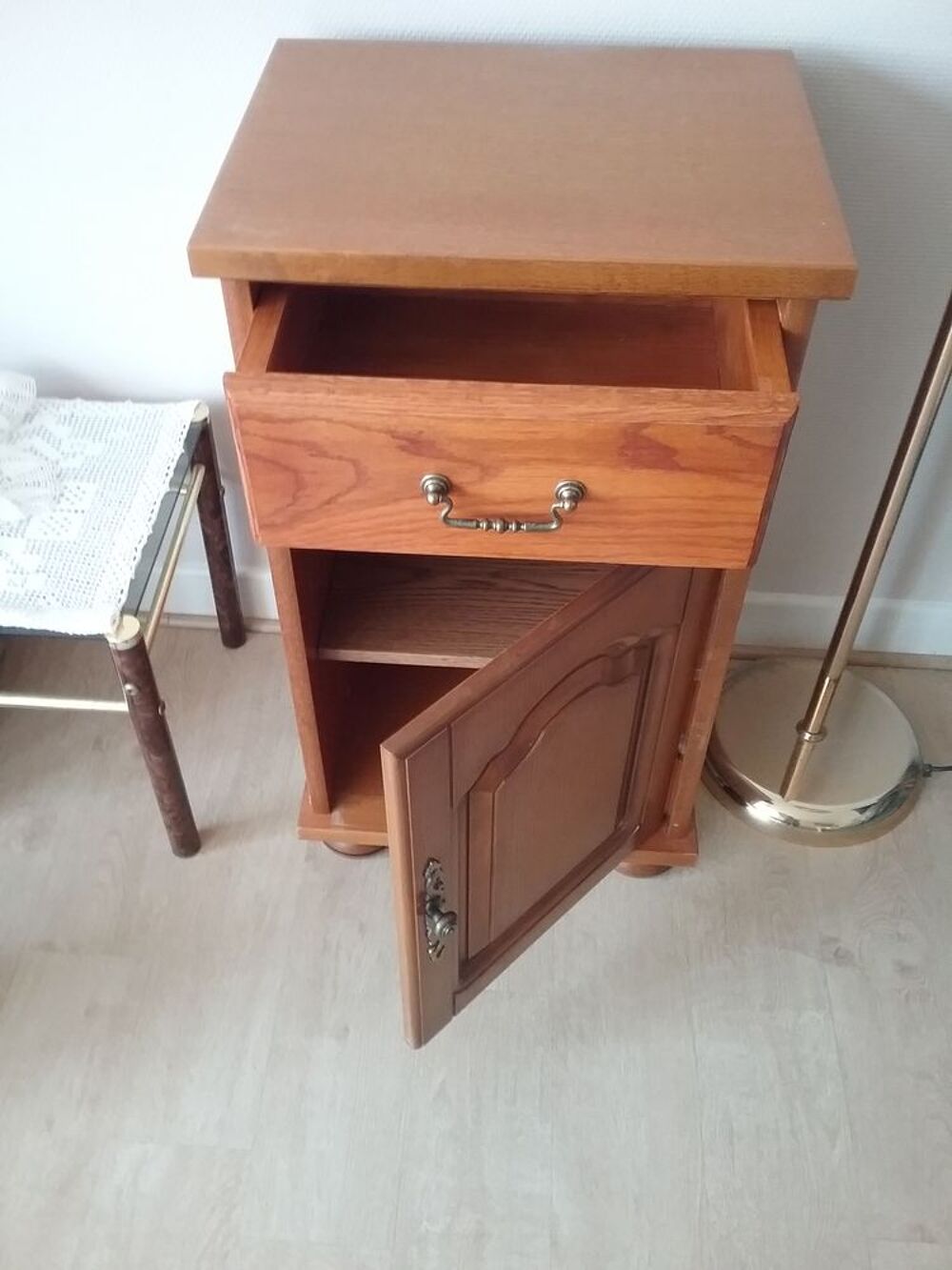 Confiturier ou petit meuble Meubles