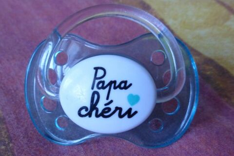 TETINE/SUCETTE   Papa ch�ri  bleu 1 Doussard (74)