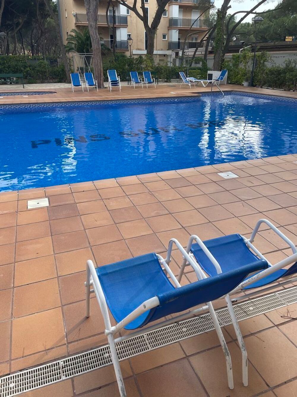   Appartement face   la mer Costa brava Auvergne, Le Crest (63450)