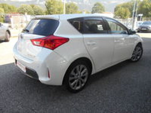Auris Hybride 136h Dynamic 2014 occasion 73420 Drumettaz-Clarafond