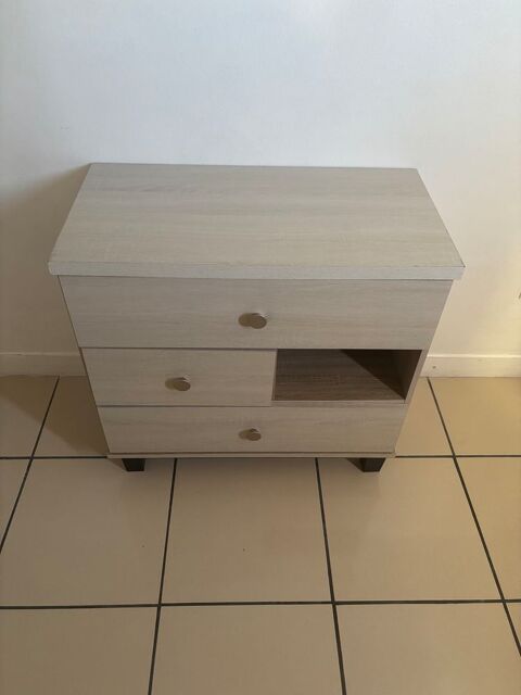 Commode Saint-Philippe (97)