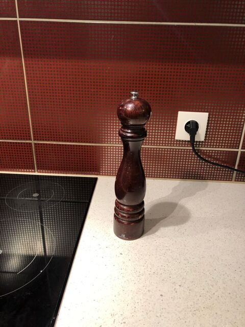 Moulin à poivre Peugeot 50 Bruyères (88)