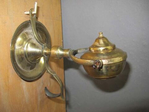 Lampe � huile 45 Les Combes (25)