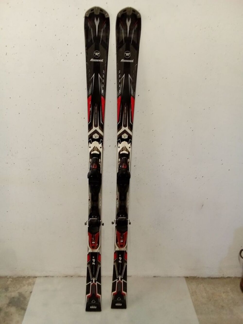 Skis Rossignol paraboliques Sports