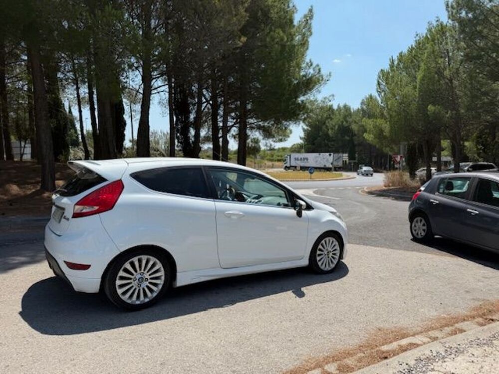 Fiesta 1.6 TDCi 95 FAP Sport 2010 occasion 34690 Fabr&egrave;gues