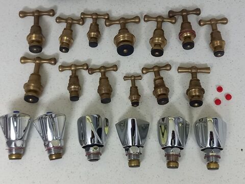 T�tes de robinets � potence et t�tes universelles
20 Antibes (06)