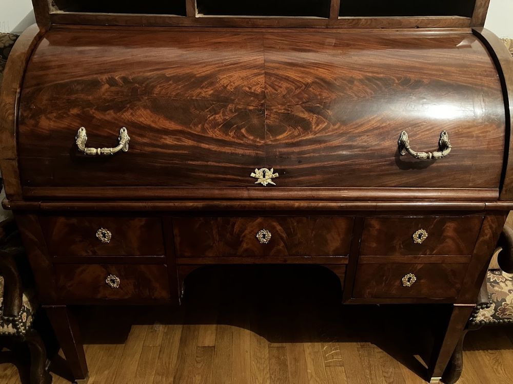 Imposant bureau &agrave; cylindre Directoire Meubles