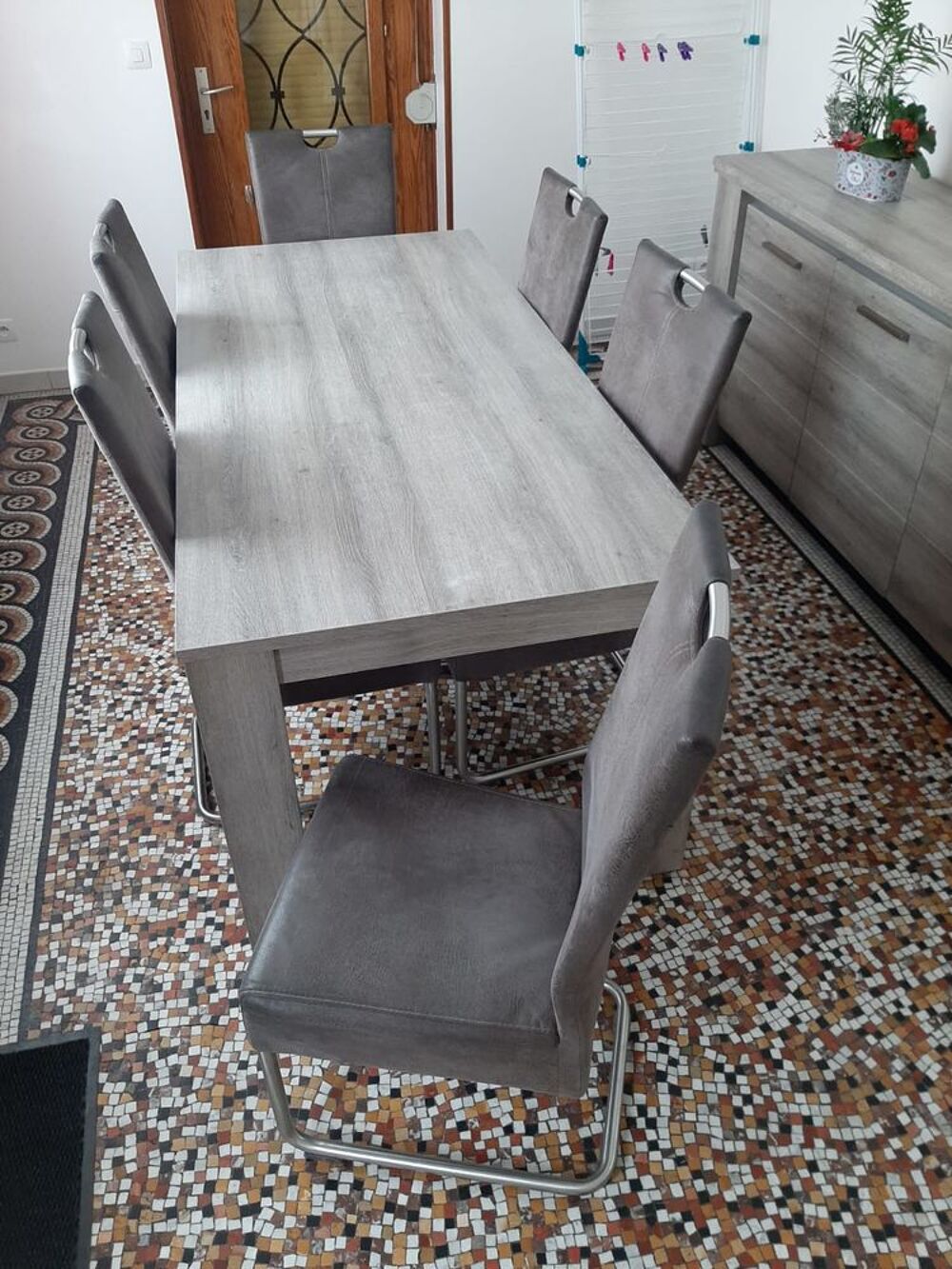 Meubles salle &agrave; manger Meubles