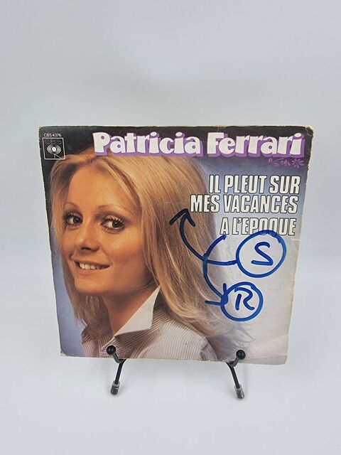 Vinyle 45 tours Patricia Ferrari : Il Pleut sur mes Vacances 1 Vulbens (74)