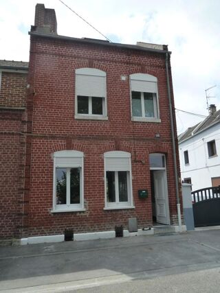  Villa à louer 140 m²