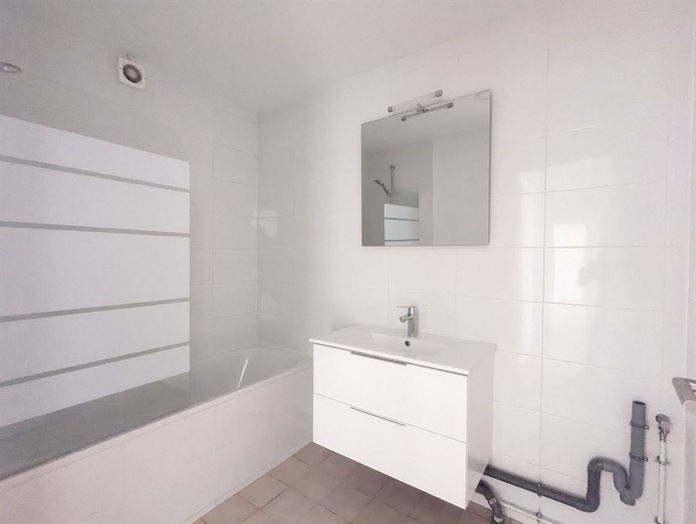 Location Appartement Appartement 3 pièces calme et lumineux Paris 18
