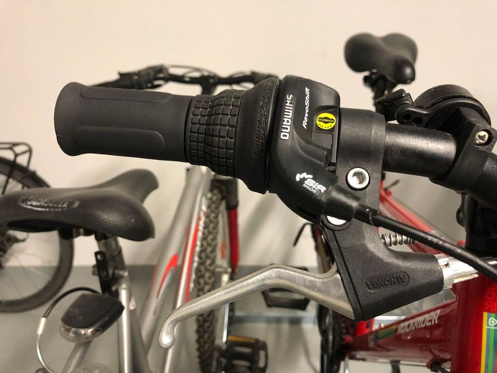 Rockrider Enfant Rouge &eacute;quip&eacute;. Vélos