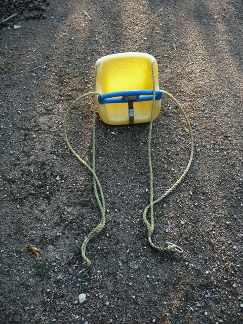 Balanoire enfant little tikes (G) 25 Castres (81)