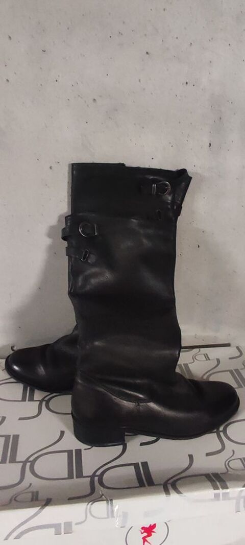 CHAUSSURES 10 La Seyne-sur-Mer (83)