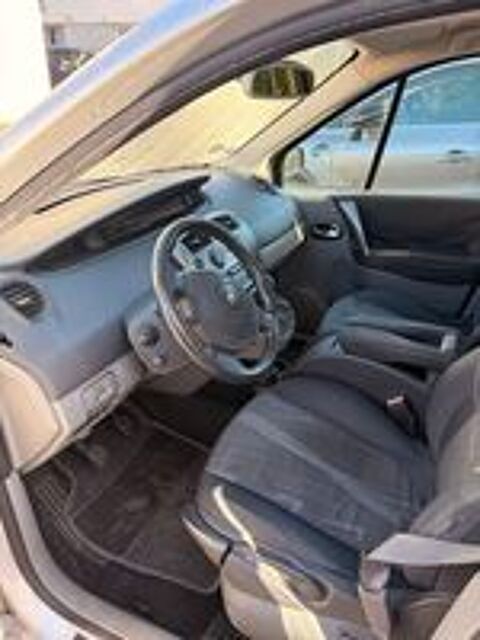 Grand Sc&eacute;nic II Grand Scenic 1.9 dCi 125 Euro 4 Confort Expression 2006 occasion 27500 Pont-Audemer