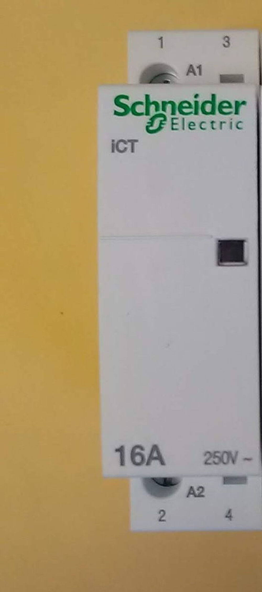 Piece electrique Schneider Bricolage