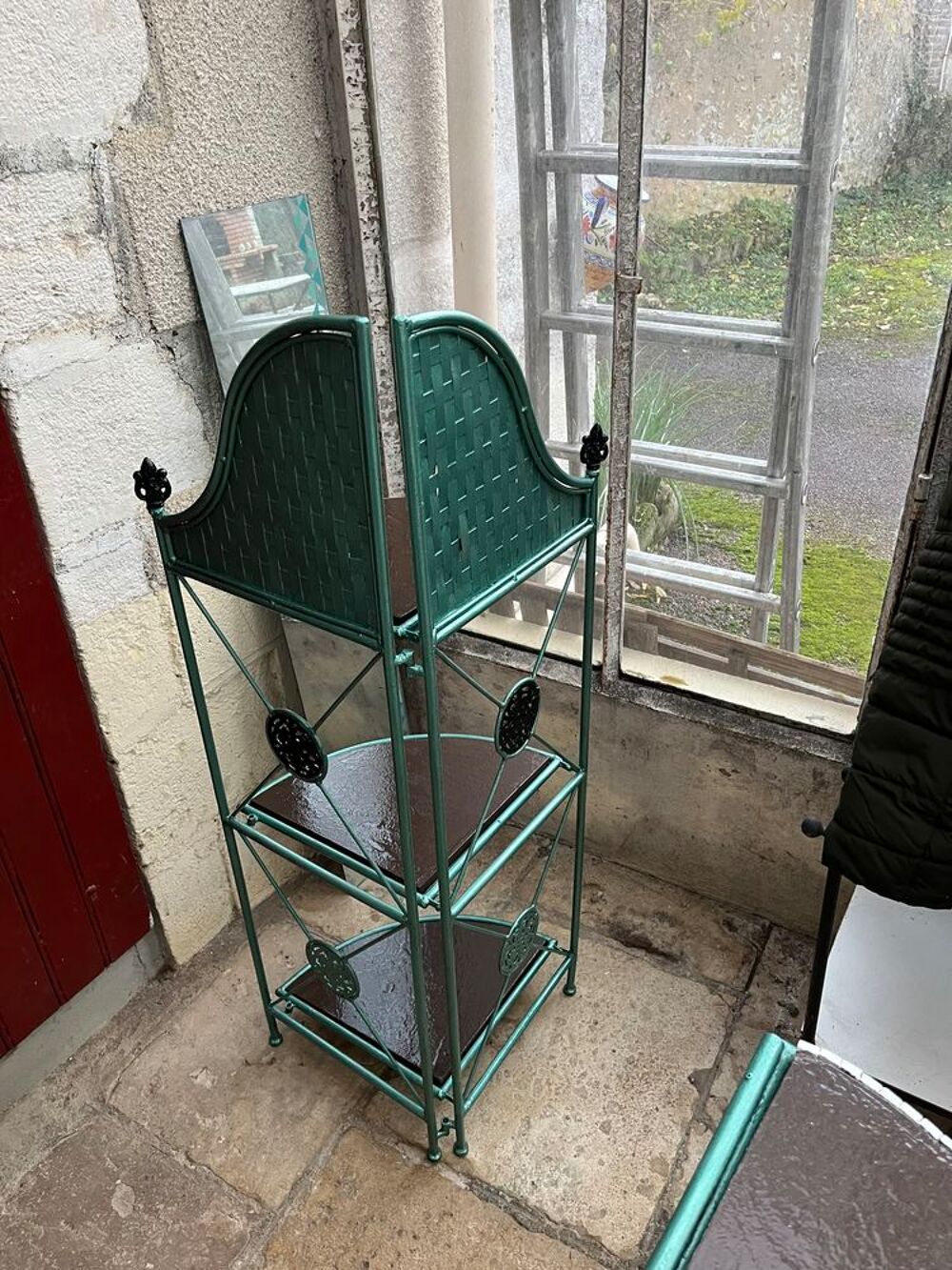 &Eacute;tag&egrave;re de jardin Jardin