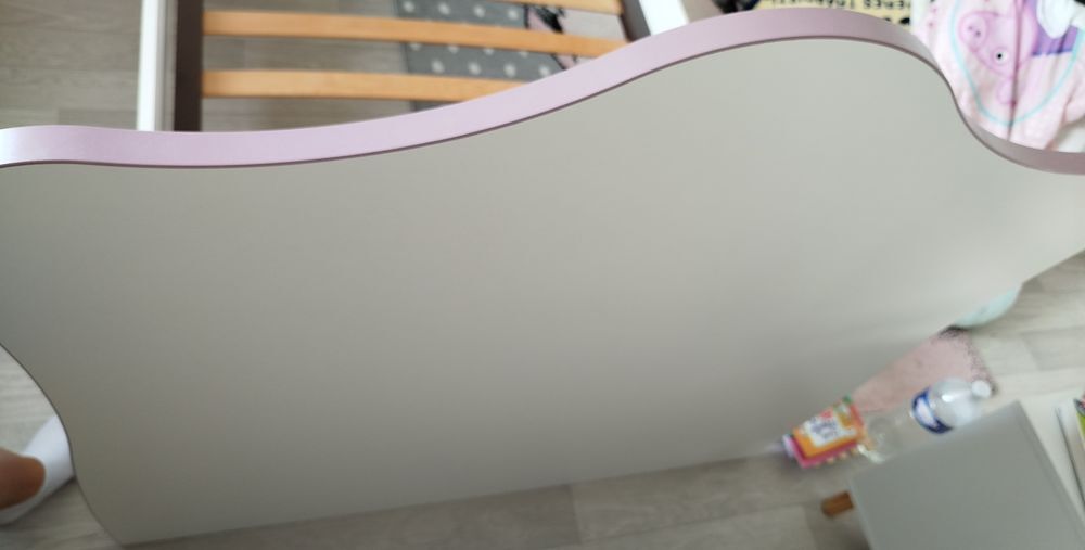 Lit fille avec sommier+table de chevet Mobilier enfants