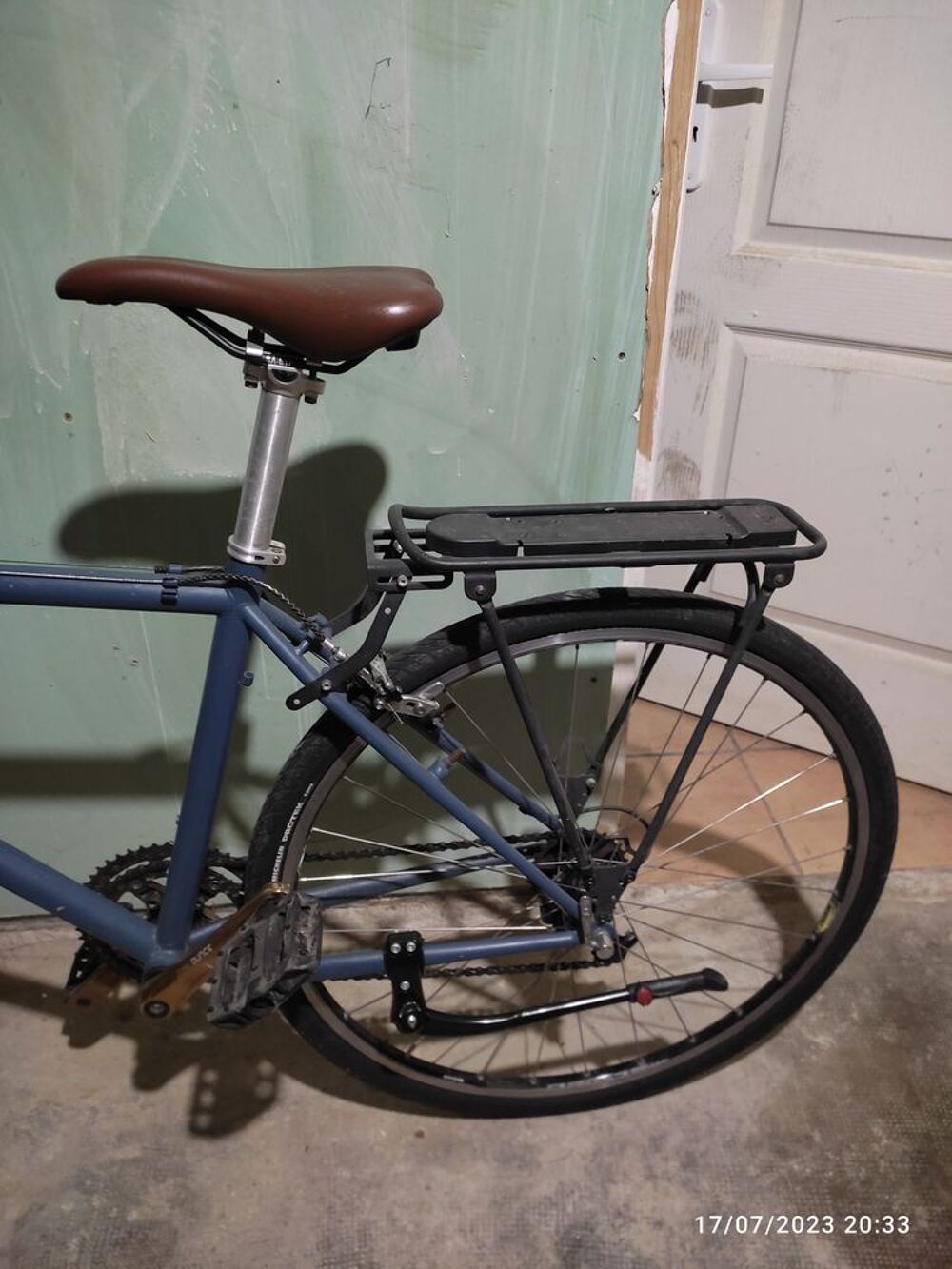 Bicyclette &eacute;quip&eacute;e 80€ - Vélos