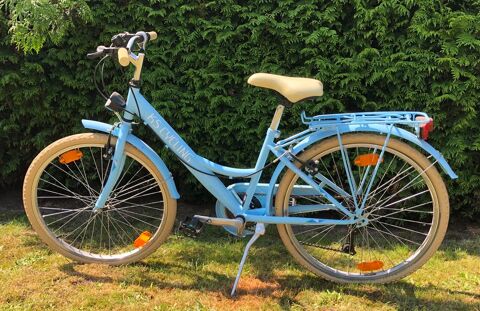 V�lo fille (8 - 10 ans) de marque KS Cycling 150 Gravelines (59)