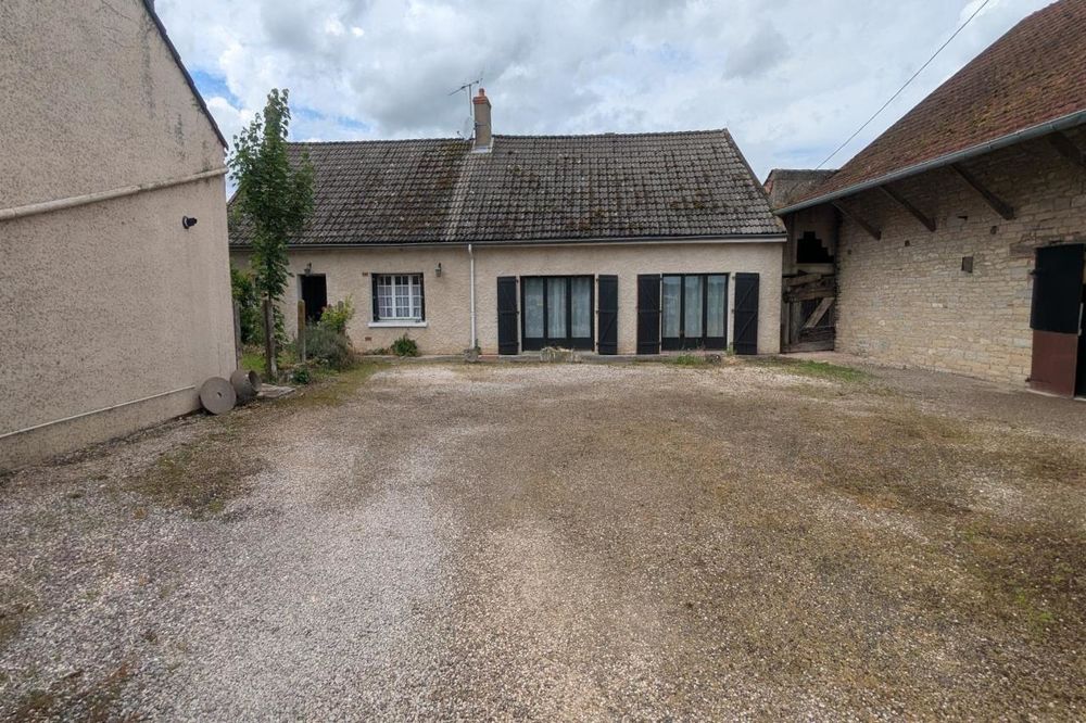 Maison 7 pièces 122 m² · à Brazey-en-Plaine · 122 m² · 169 000 €