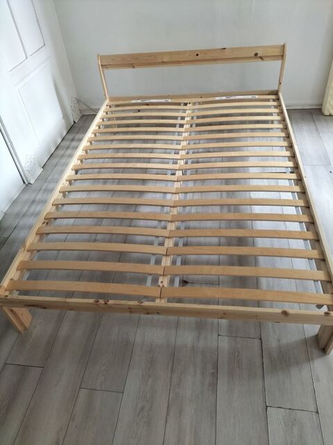 Lit pin NEIDEN 2 places Ik�a avec sommier lattes et matelas 50 Toulon (83)