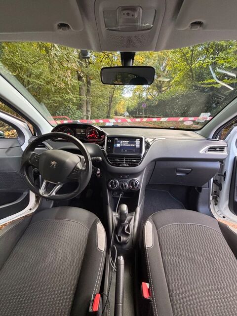 Peugeot 208 1.2 PureTech 82ch BVM5 Style