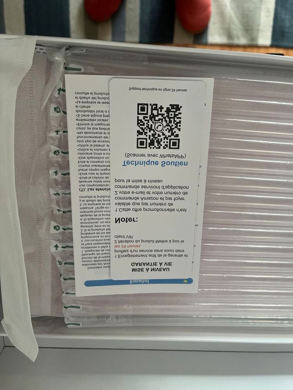 Ordinateur rose &eacute;quip&eacute; de Windows 11 Matériel informatique