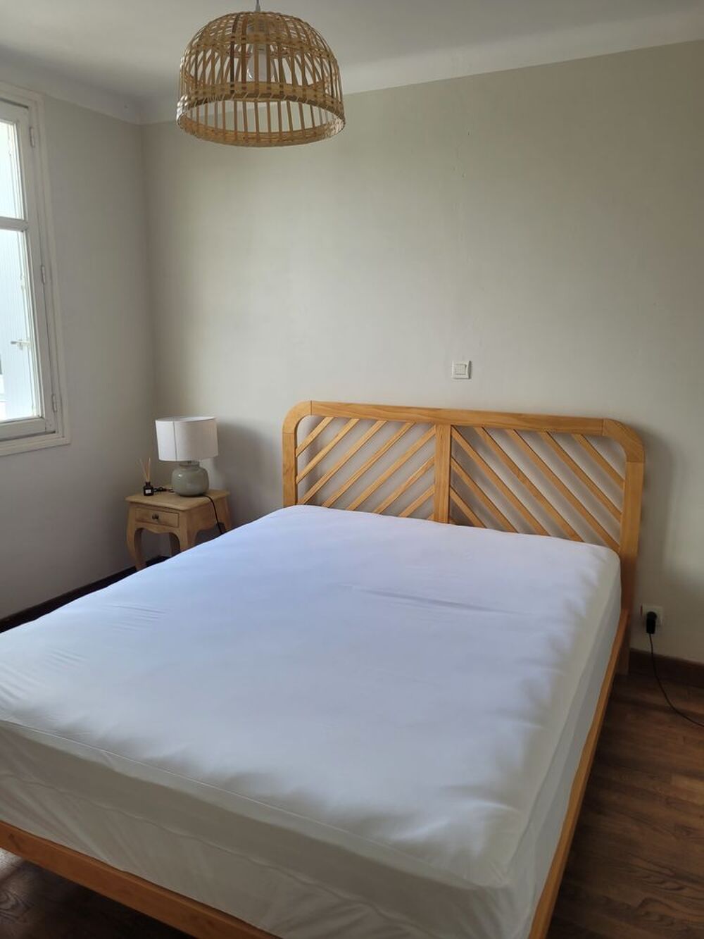 Ensemble Hypnia lit pin massif 160 X 200 cm + matelas 2 en 1 Meubles