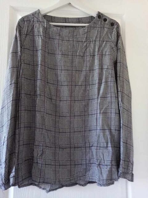 Chemisier manches longues marque Yessica taille 46 Villiers (86)