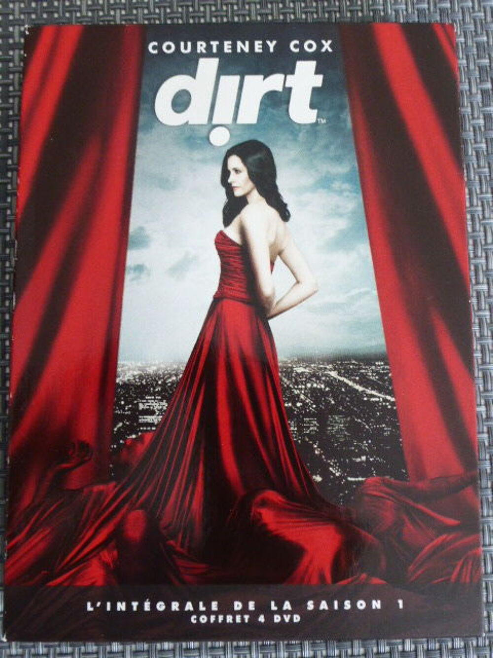 Dirt - Int&eacute;grale saison 1 DVD et blu-ray