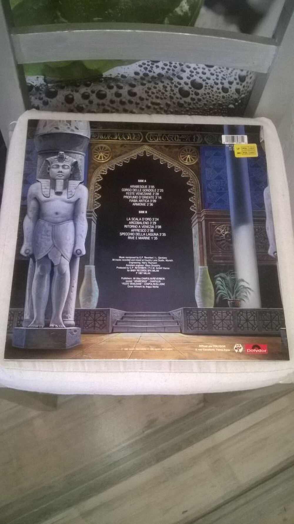 Vinyle Rond&ograve; Veneziano
Arabesque
1987
Excellent etat
Lis CD et vinyles