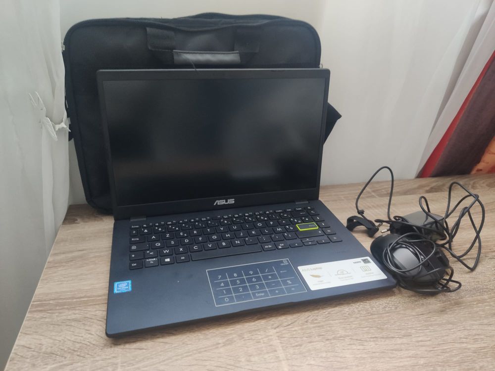 Ordinateur portable - ASUS E410MA EK1437TS Noir Matériel informatique