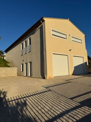  Villa � vendre 5 pi�ces 150 m�