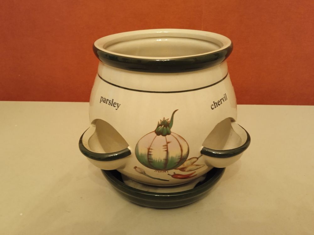 Pot &agrave; herbes aromatiques TBE (faire offre) Jardin