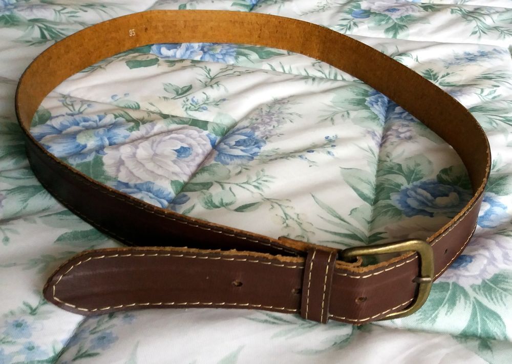 Ceinture en cuir marron Maroquinerie