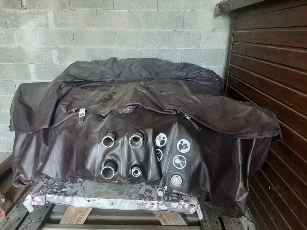 un jacuzzi d occasion 4 places Bricolage