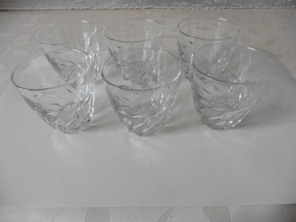 6 verres Marque Luminarc
Hauteur 8 cm
Cuisine